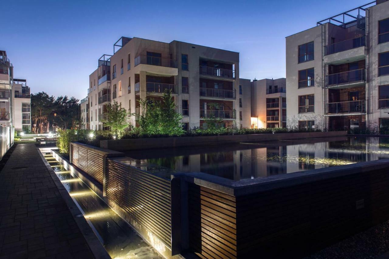 Nadmorski Dwor Wood Apartment Danzica Esterno foto
